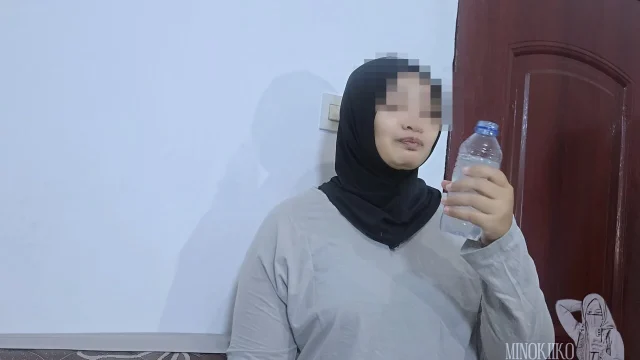 Asian Hijab Girl Unleash Her Desire After Drink Some Strange Liquid – Minokiiko