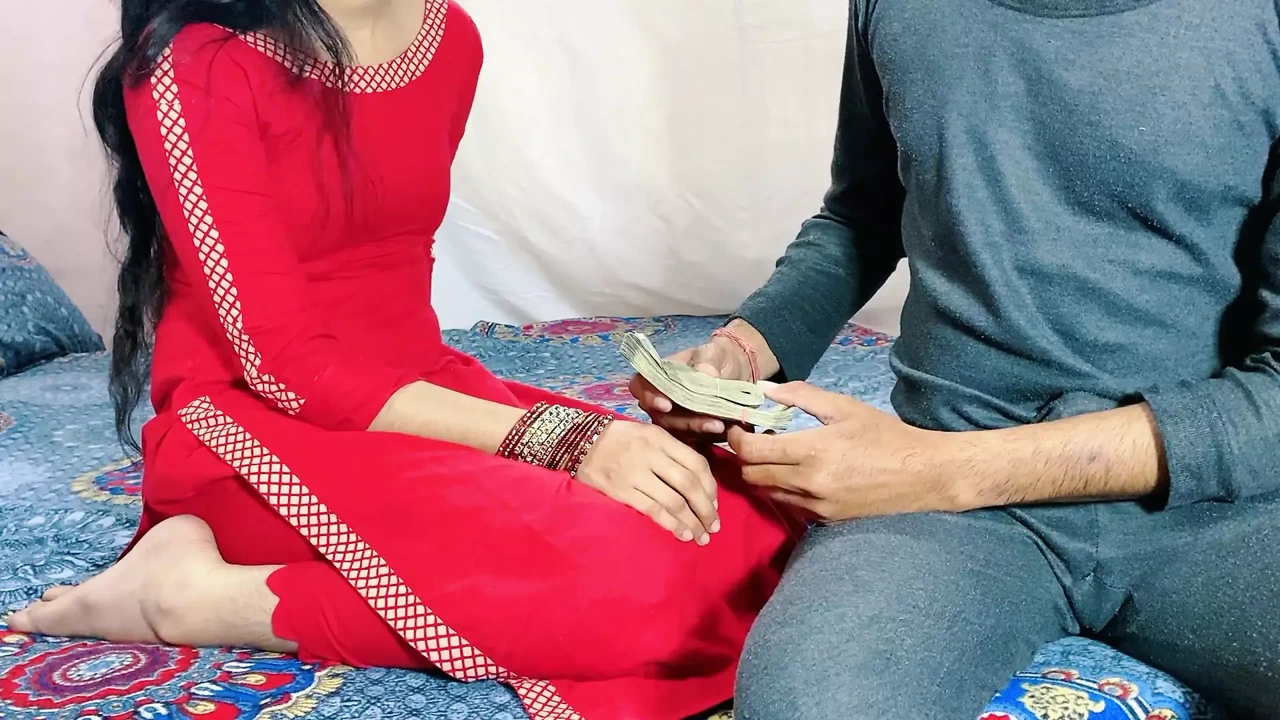 Bhabhi Ko 2lakh Dene Ke Bahane Padosi Ne Chod Dala Cheating Krke Bhabhi Ki Chut Chudai Ki Full Story With Punjabi Audio