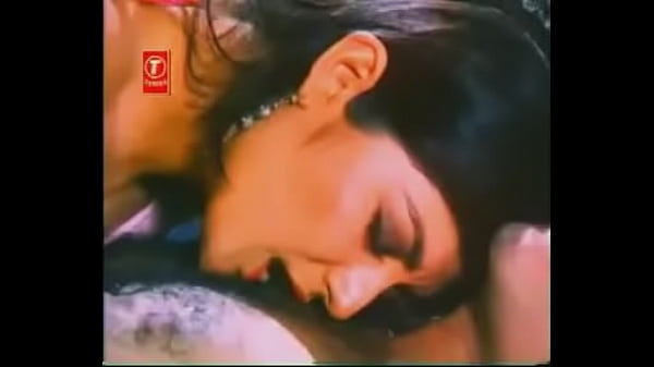 Akarshan: Vintage Bollywood’s Seductive Allure