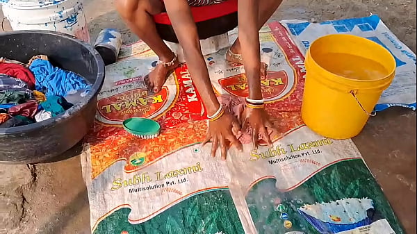 Desi Gaon Ki Biwi Ka Kapde Phaad Ke Zor Ka Anal Chudai