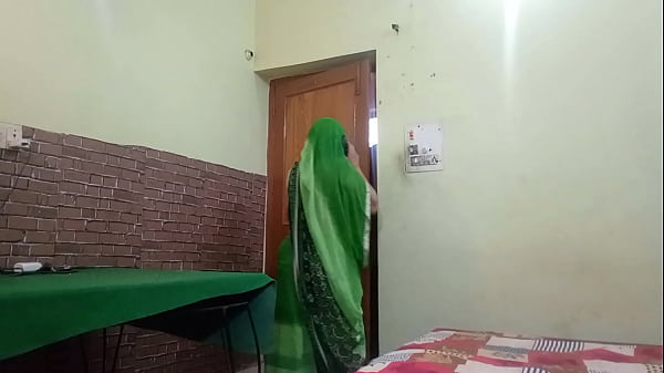 Desi Delivery: Hindi Xxx Seduction