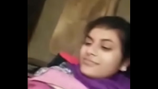 Passionate Desi Couple’s Risky Classroom Encounter
