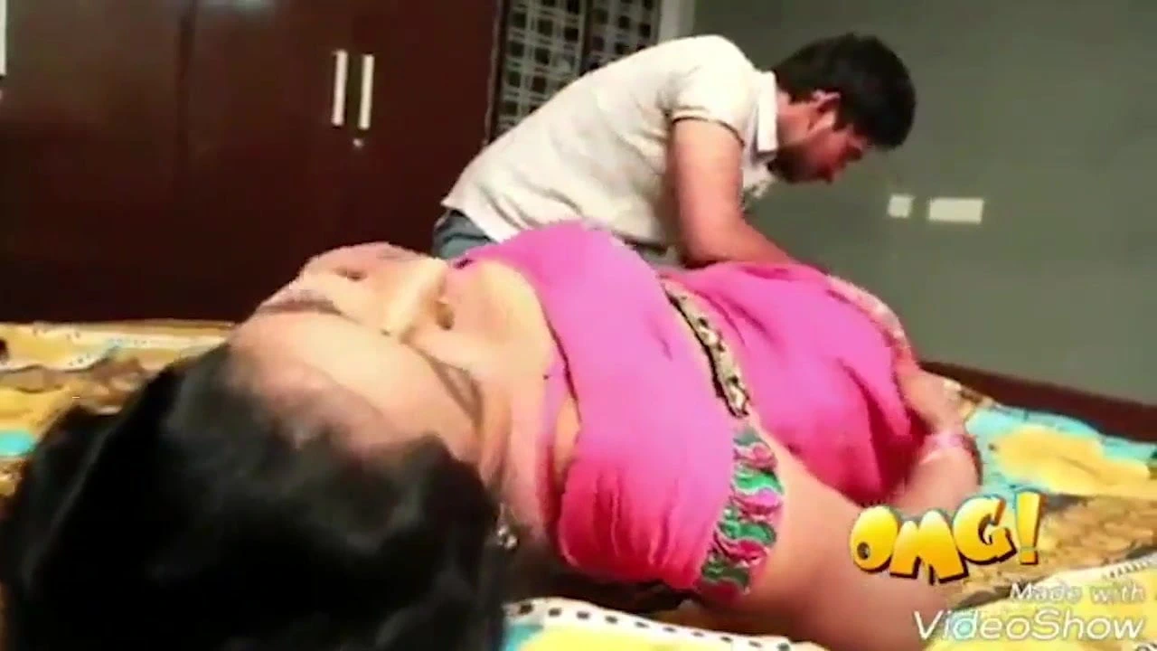 South Indian Mallu Aunty Has Romance With Husband’s Brother