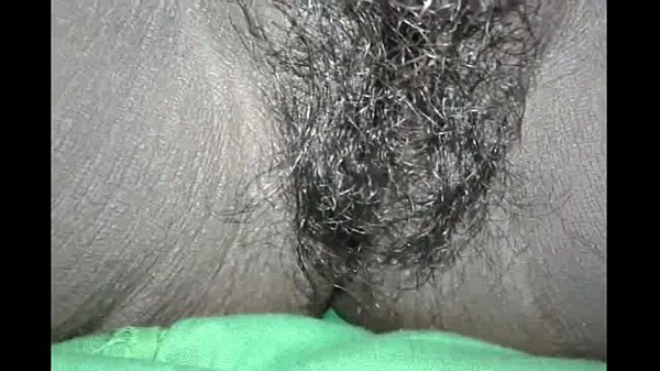 Wanita Alami