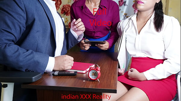 Desi Office Seduction: Hindi Boss Romance