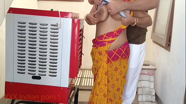 Indian Xxx Cooler Repair Guy Fucks In Hindi Audio