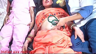 Doctor Ki Chudai Ka Raaz: Maa Ke Saath Step 1 Ka Khel
