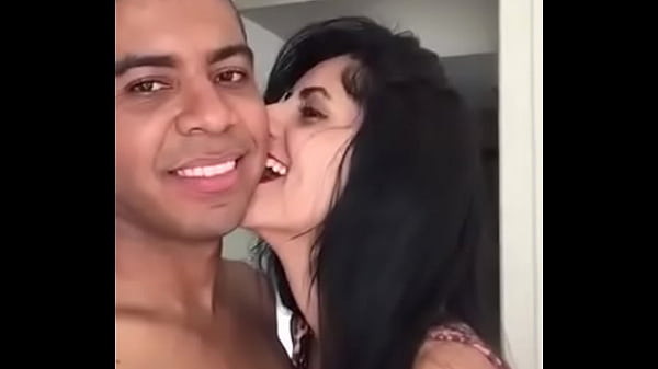 Sultry Desi Beauty: A Passionate Indian Romance