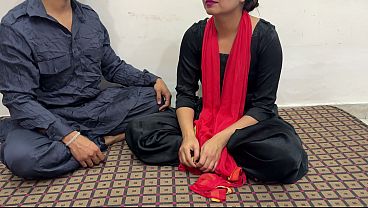 Desi Biwi Ko Baba Ke Saath Share Karte Hue (hindi Me Awaaz)