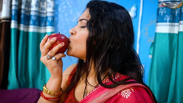 Desi Mallu Bhabhi Hardcore Fuck With Her Debar When Her Husband Not At Home Full Movie ( Hindi Audio )