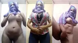 Milf Berjilbab Lebar, Tubuh Menggoda, Siap Dimanjakan
