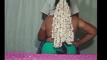 Desi Tamil Housewife Gets Her Tight Pussy Drilled Hard