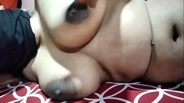 Desi Mallu Bhabhi’s Kinky Secret Hour