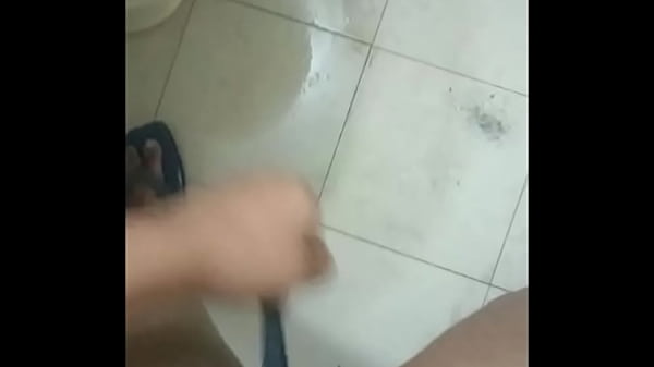 Desi Girl Getting Fingered And Fucked In The Washroom