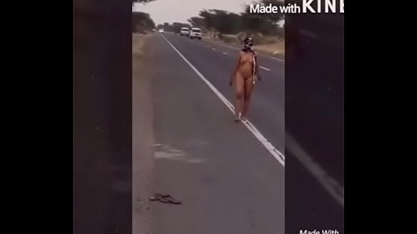 Indian Daring Desi Bares All On Busy Road In Broad Daylight, Flashing Her Nude Body For All To See