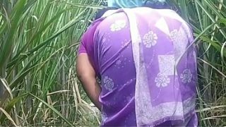 Indian Village Couple’s Raw Outdoor Lust In The Open Fields