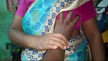 Indian Housewife Priyanka’s Homemade Desire Unleashed