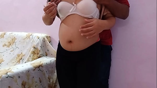 प्रेग्नेंट भाभी को फेसबुक पर फंसाकर घर ले गया और जोरदार चोदाई की – स्पष्ट हिंदी में गंदी कहानी