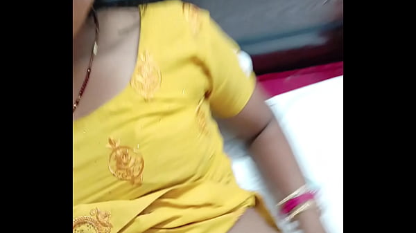 Chudai Ka Maza Bhabhi Ke Saath, Meri Jhukti Hui Haseena