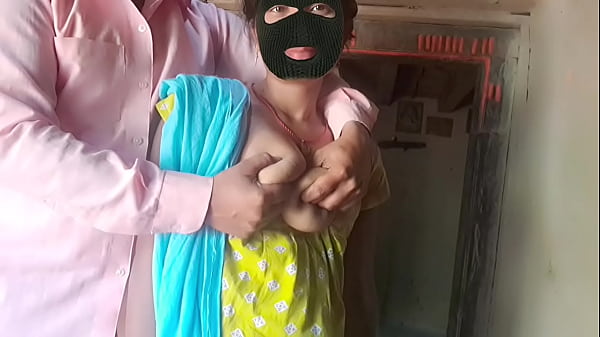 Deluwara Bhabhi Fucks Hot Village Girls Right Inside Her Home