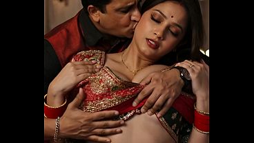 Hot Desi Bengali Bhabhi’s Tits Get Squeezed In Steamy Romance