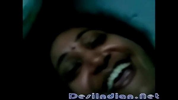 Desi Chudail Telugu Aunty Ki Chikni Jism Ki Tapish