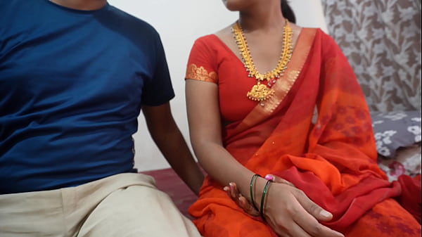 25 साल की नाजुक टीचर ने अपने जवान स्टूडेंट के साथ गर्म रात बिताई, सुनिए कामुक हिंदी ऑडियो