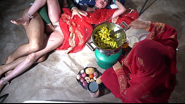 Desi Step Mom Ki Kitchen Mein Chudai, Dirty Hindi Baatein, Xxx
